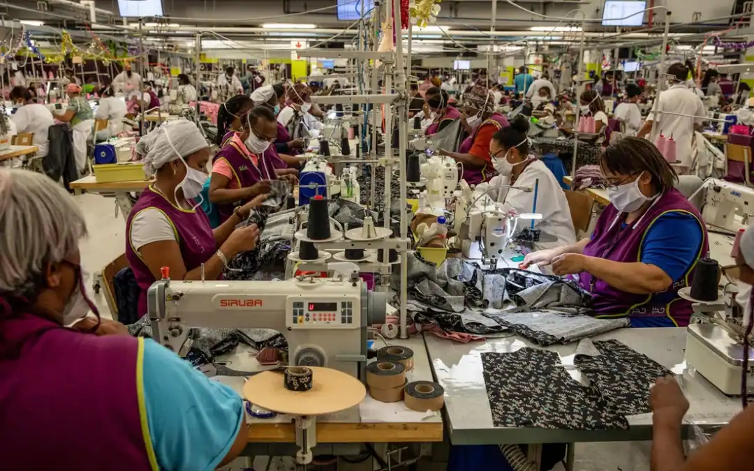 What is Fast Fashion and WHY Should you Avoid it?